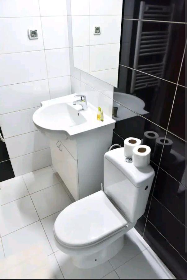 Milica Apartments Скопье Экстерьер фото