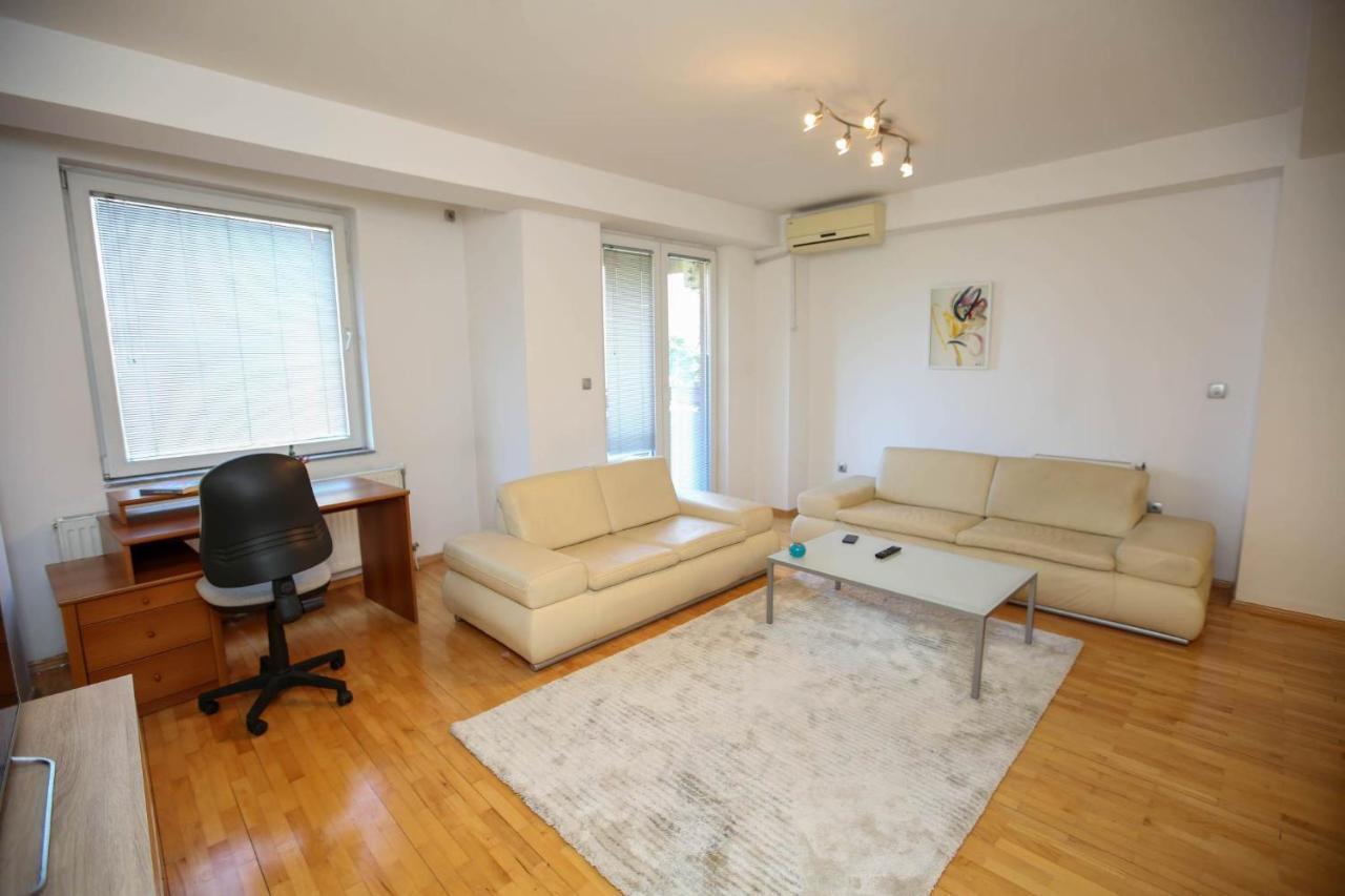 Milica Apartments Скопье Экстерьер фото