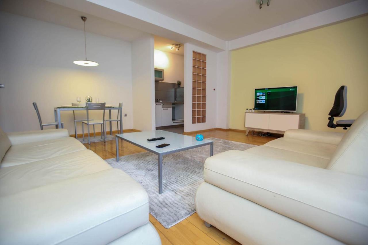 Milica Apartments Скопье Экстерьер фото