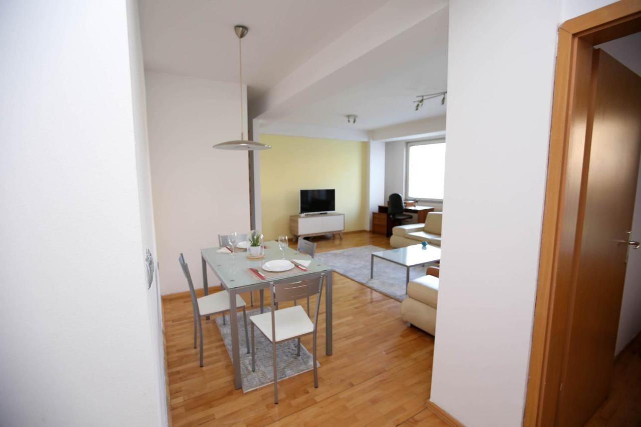 Milica Apartments Скопье Экстерьер фото